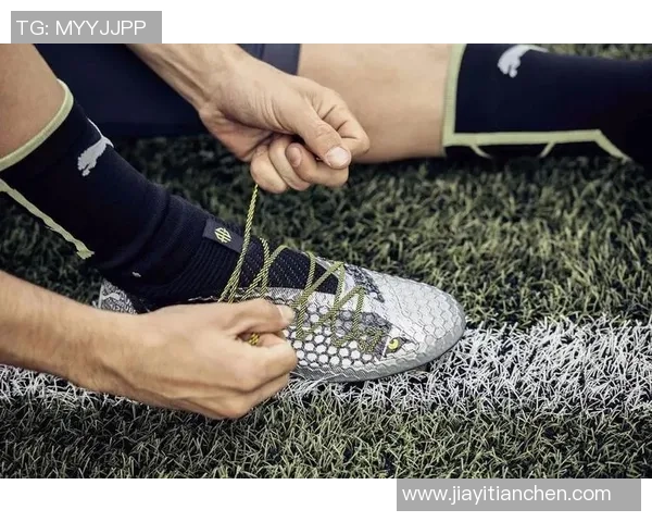 各大足球明星穿搭专属战靴汇聚展现运动科技与个人风格 各大足球明星穿搭专属战靴汇聚展现运动科技与个人风格