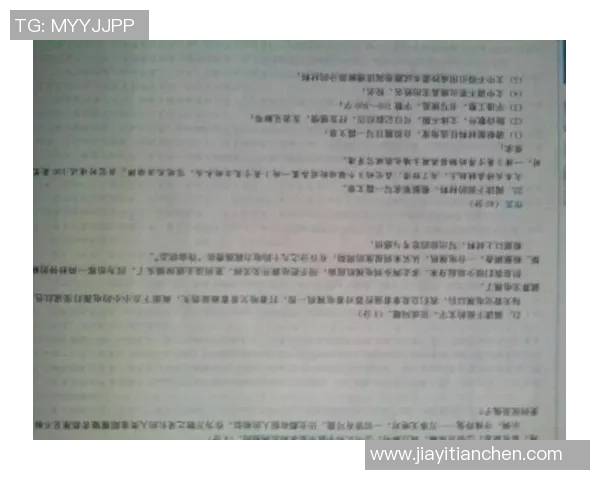 适合写作文的足球球星分析与选择:从梅西到C罗的写作启示 适合写作文的足球球星分析与选择:从梅西到C罗的写作启示